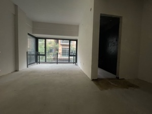 泷珀花园 4室2厅 190.47㎡ 毛坯_中山五桂山街道长命水二手房图片