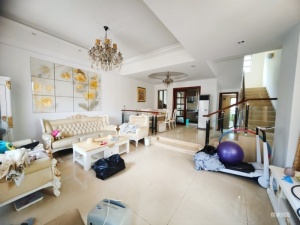 碧桂园山河城 4室2厅 166.06㎡ 精装_惠州惠阳区三和经济开发区二手房图片