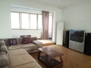 沁园山庄 3室2厅 130㎡ 整租 沁园山庄 3室2厅 130㎡ 整租郴州北湖区龙泉租房图片