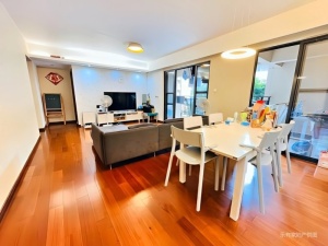 万科金域华庭二期 4室2厅 113.11㎡ 精装_万科金域华庭二期二手房卧室图片1