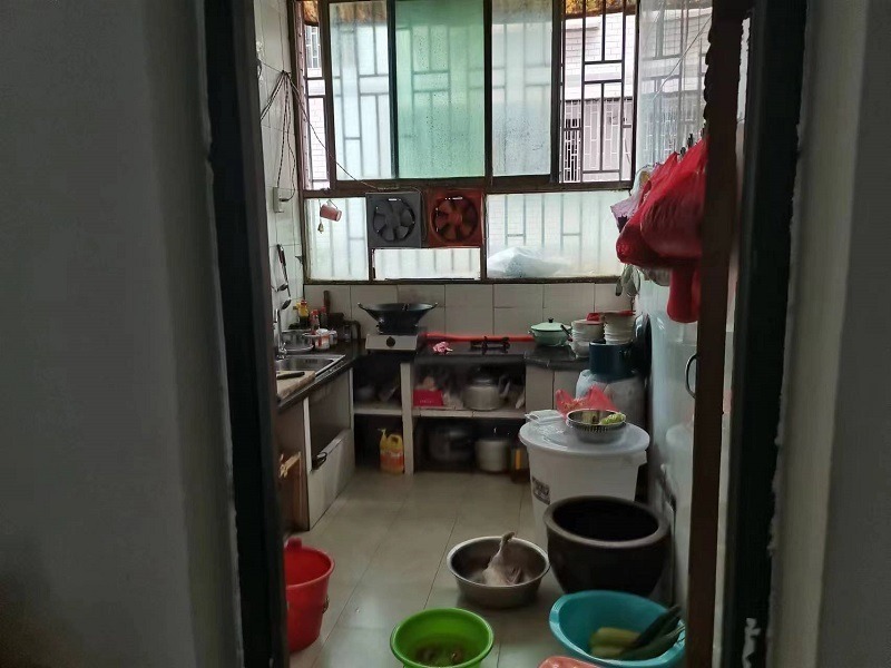 郴州市桂阳县金叶路（太园里地段）202户法拍房图片4