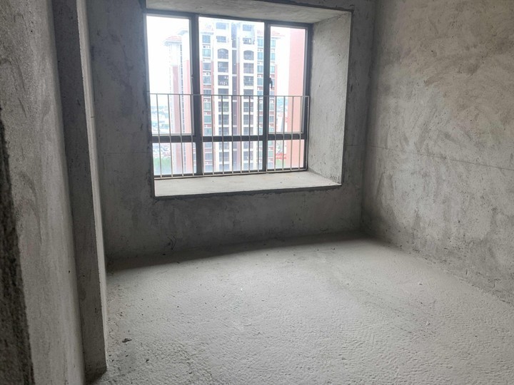 中山市黄圃镇兴圃大道中157号雅德花园3幢1202房法拍房图片3