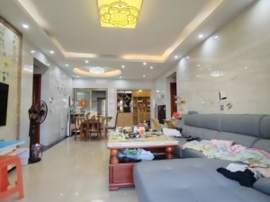 金叶华府 4室2厅 125.46㎡ 精装_惠州博罗县石湾二手房图片