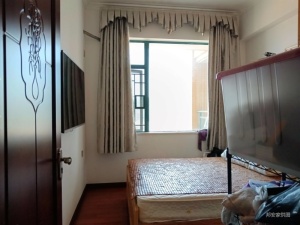 金华花园A区 4室2厅 134.55㎡ 精装中山火炬开发区张家边二手房图片