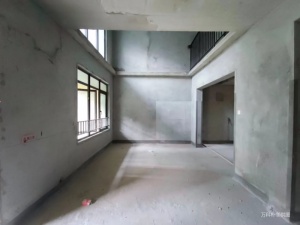 万科四季花城 5室2厅 204.92㎡ 毛坯_中山五桂山街道长命水二手房图片