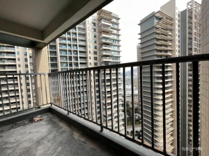 裕龙君汇 3室2厅 105㎡ 毛坯_中山火炬开发区太阳城二手房图片