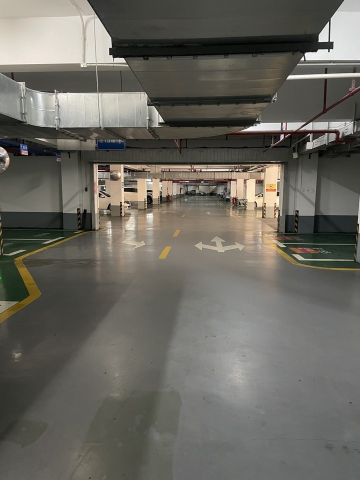 中山市南区金域街1号金水湾13-15幢地下车库20153号小车位法拍房图片1